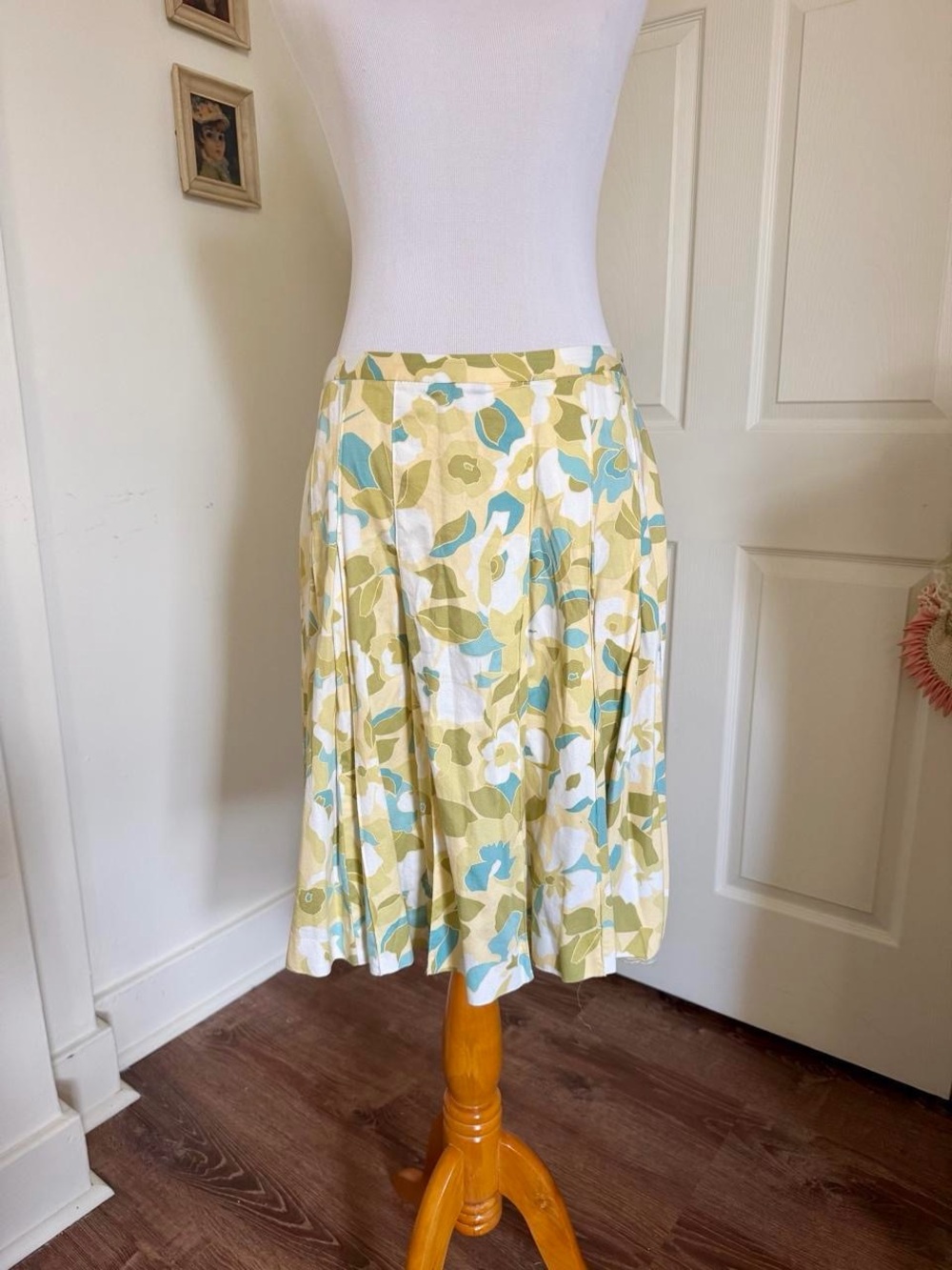 Vintage Y2K 2000s Green and Blue Floral Midi Skirt